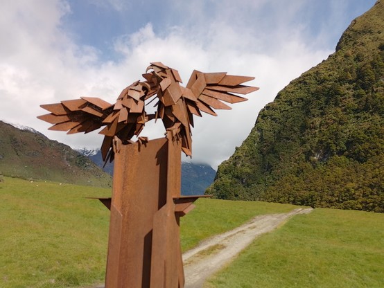 Kea sculpture at the start of the walk up the valley.