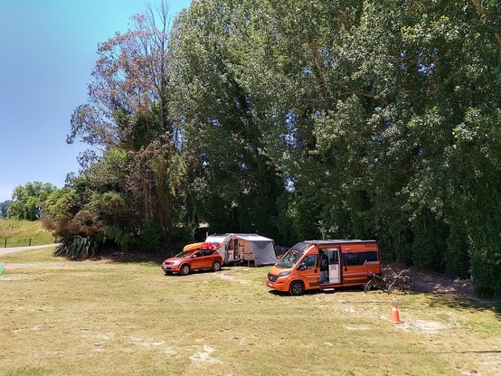 Our POP in Riwaka. It's got a shower ($2), toilet and washing machine ($4). $5pp/night.